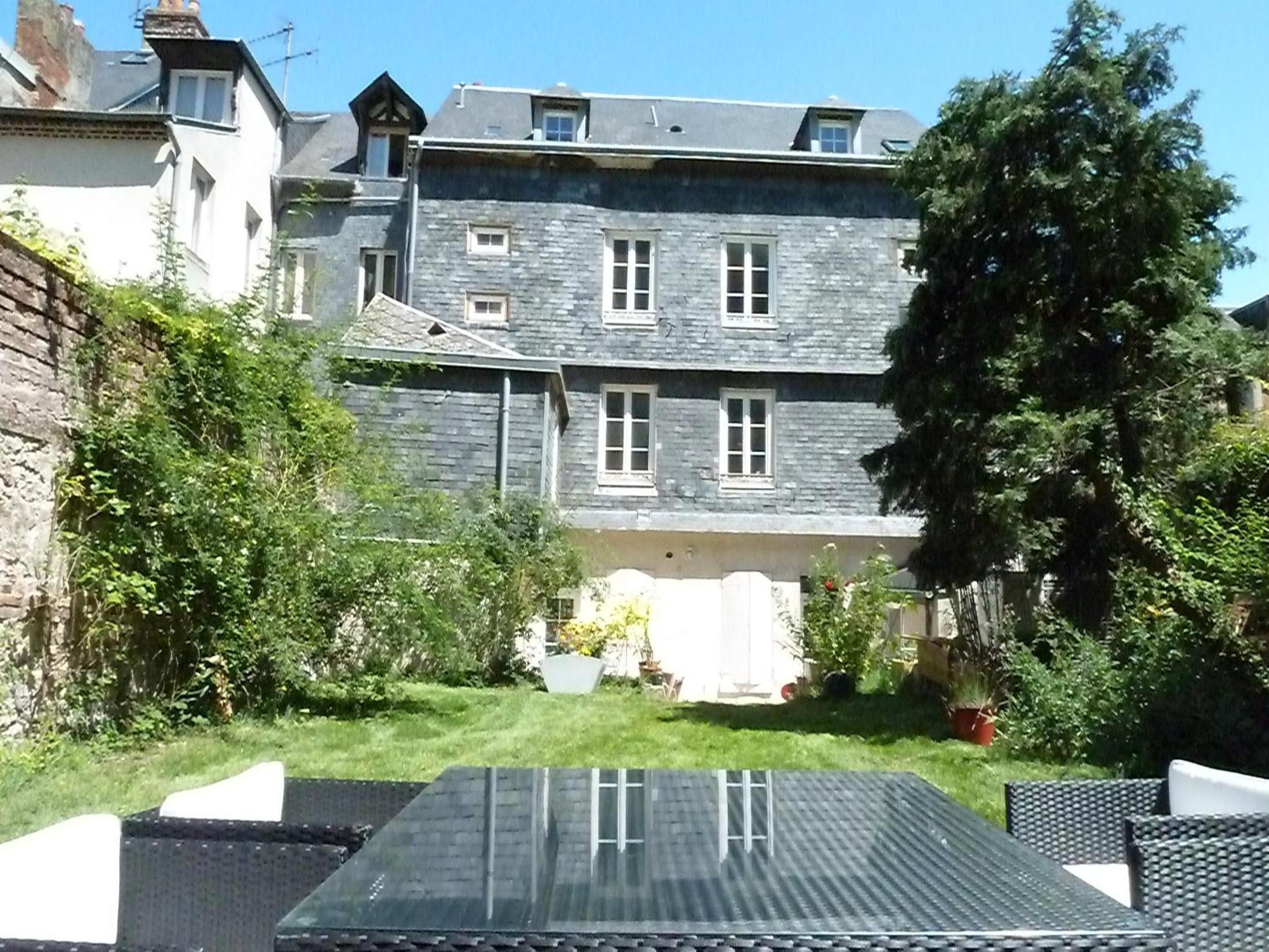 Armonui Honfleur Centre Historique Apartment Exterior photo